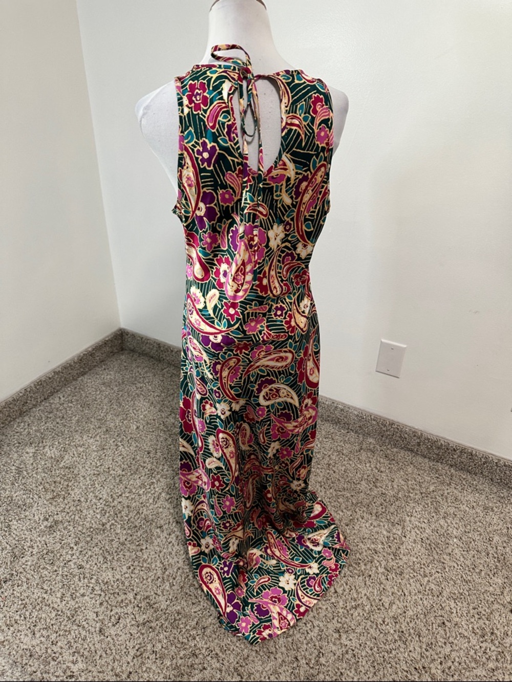 🎀 Melloday Satin Maxi Dress - Picture 3 of 5